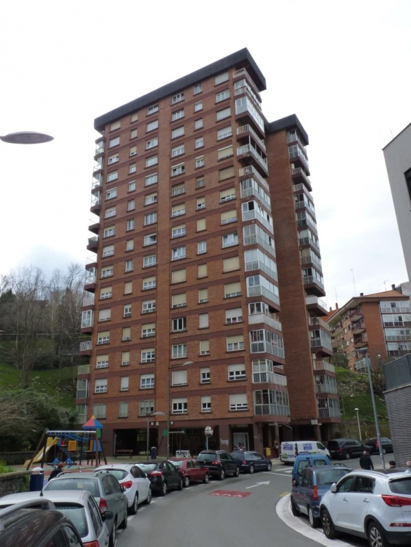 Bertsolari Txirrita 38, Donostia - PROYECTOS DESTACADOS - Edificios residenciales